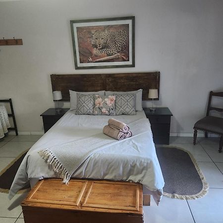 Mimosa Guesthouse Colesberg Dış mekan fotoğraf